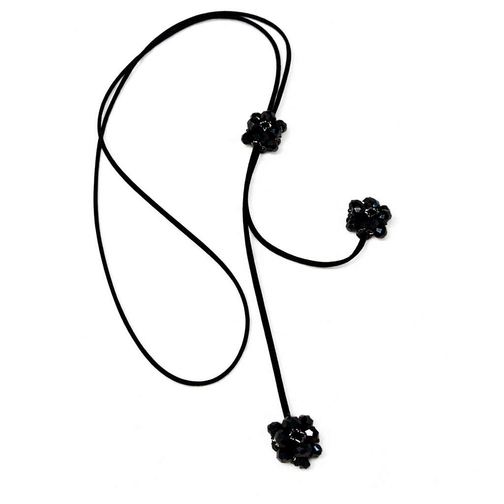 Corbatero bolita negra