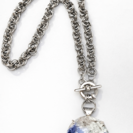 Cadena hecha a mano con Piedra Natural "Sodalita"